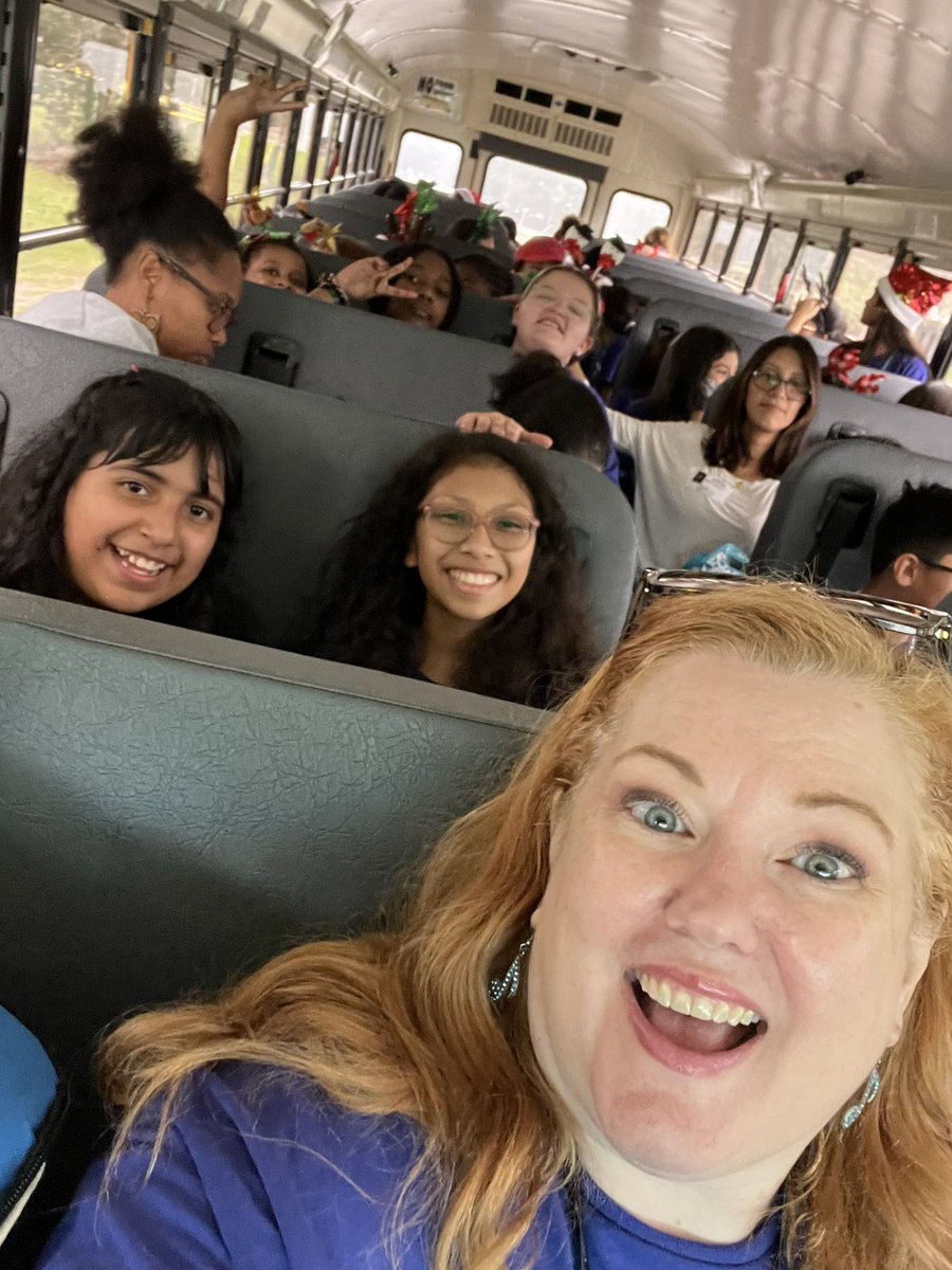 Blasting off for the holiday season … the Rocket Singers Caroling Tour this past Friday! We spread holiday cheer to friends far and near. Thankful to our parents chaperones for joining in on the fun and riding the bus with us. 🚀🚀🚀🎵🎵🎵🎄🎄🎄