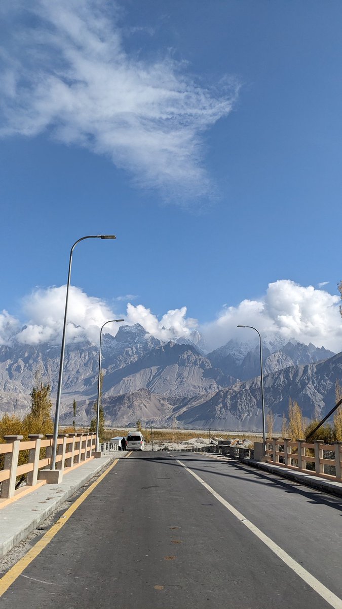 kar_tales's tweet photo. Haldi cones
#mountains #karakorum #traveling #trekking #viptours #visitinpakistan https://t.co/LCT0C2k7ni