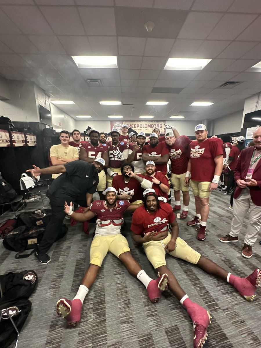 CHAMPS!!!! So proud of this team, this staff, this UNIT! #FindAWay #KeepCLIMBing 🍢🍢