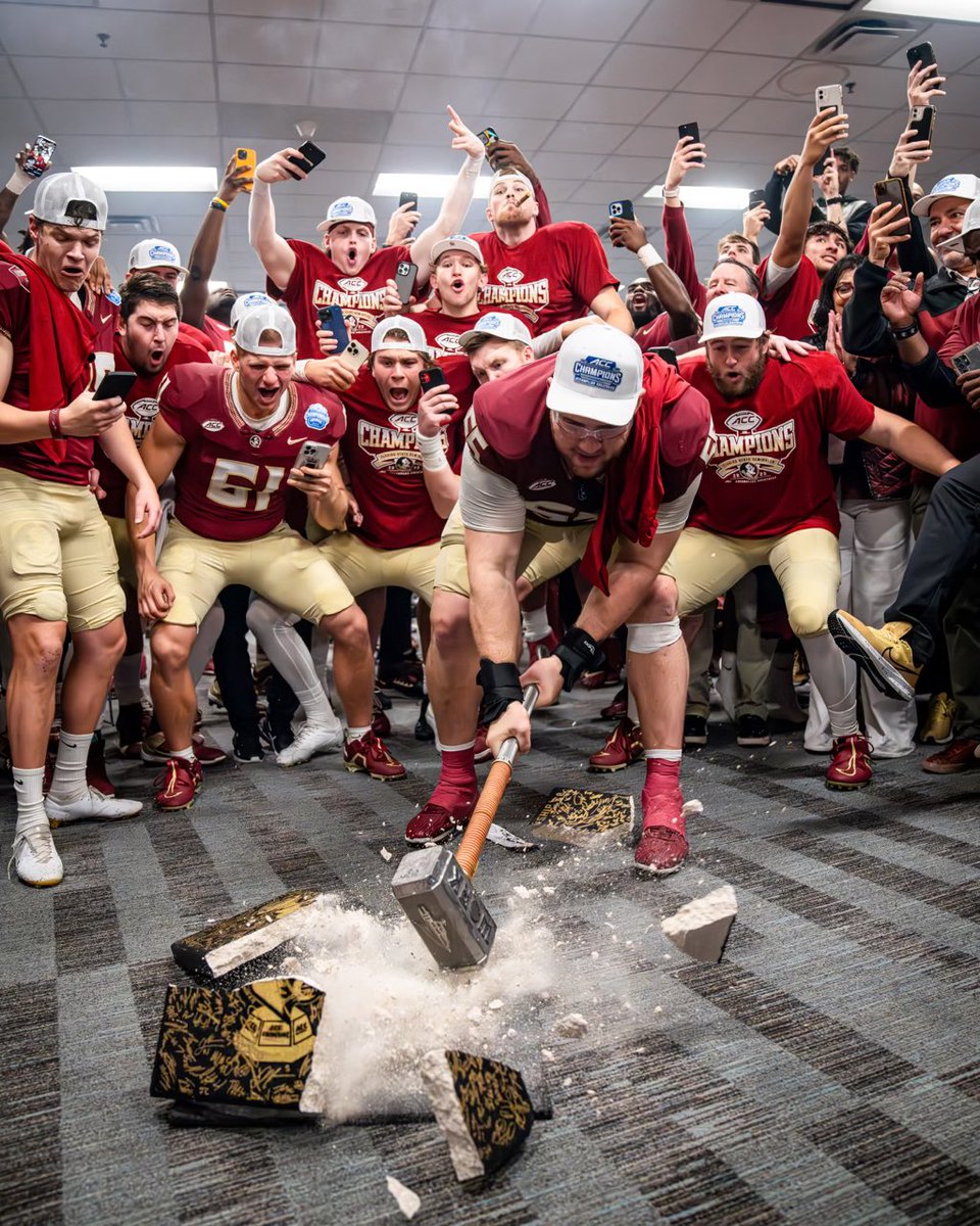 FSUFootball's tweet photo. A CHAMPIONSHIP rock break by @bradenfiske55 &amp; @JaredVerse1 

#NoleFamily | #KeepCLIMBing https://t.co/8AaC5m6yXT