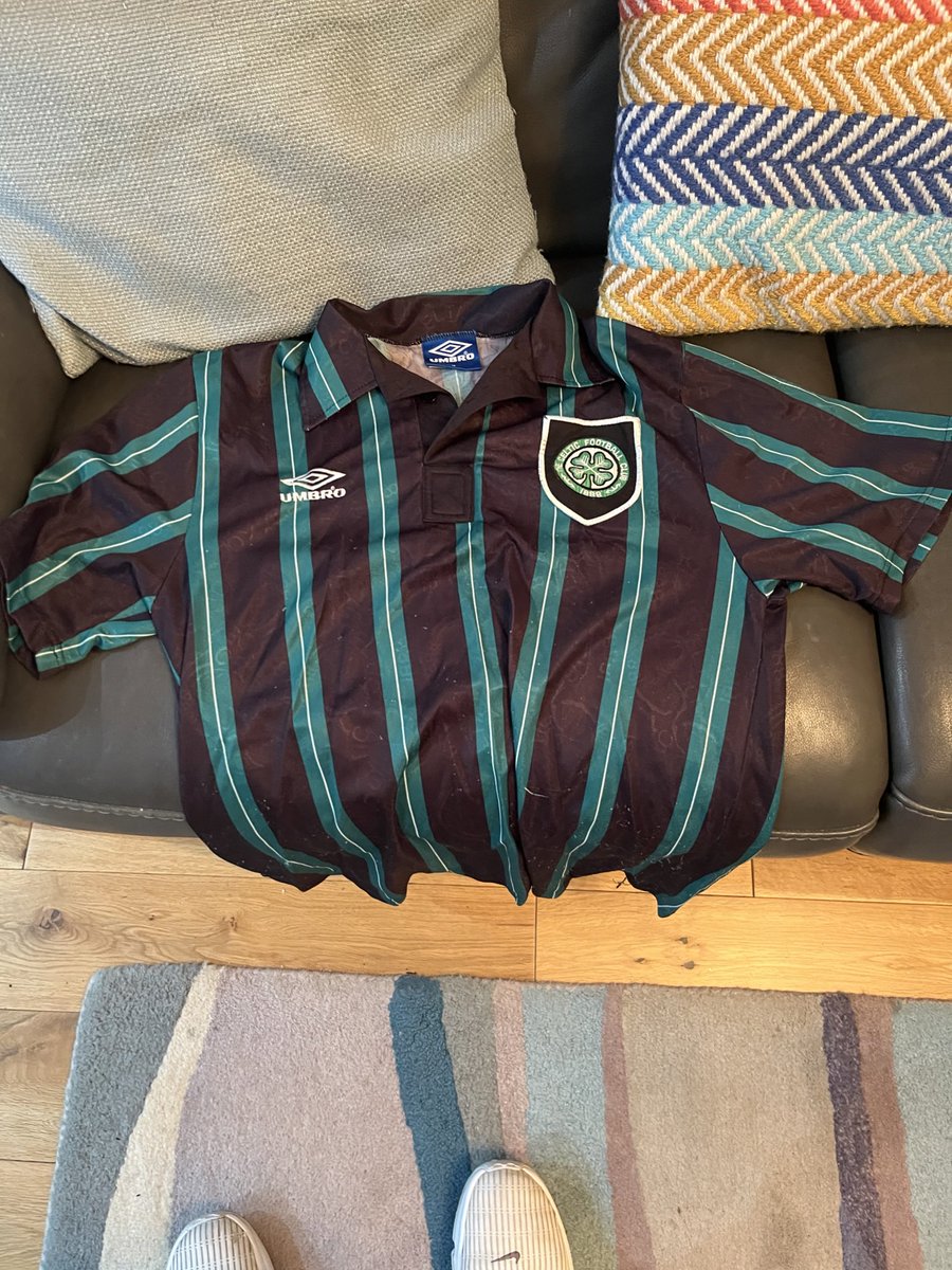 lee paterson tweet media