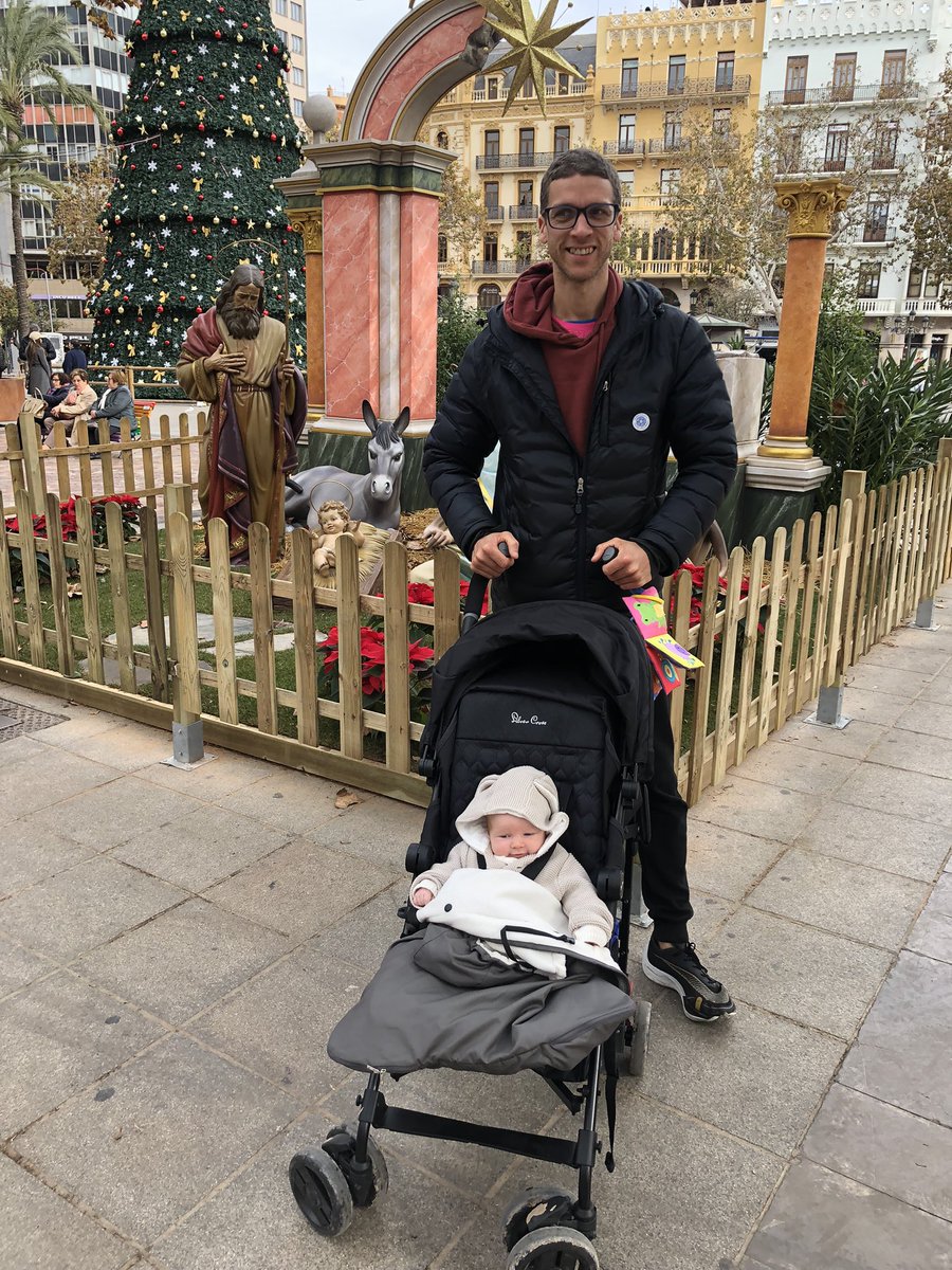 Greg Kelly (@actorfundraiser) on Twitter photo Big thanks to everyone who donated to <a href="/StAnnsHospice/">St Ann's Hospice</a> for my Valencia Marathon last Sunday, and for all the messages! Also, special mention to <a href="/jennyknass/">Jenny Kelly</a> for her unbelievable support throughout š
justgiving.com/page/gregvalen⦠Big thanks to everyone who donated to <a href="/StAnnsHospice/">St Ann's Hospice</a> for my Valencia Marathon last Sunday, and for all the messages! Also, special mention to <a href="/jennyknass/">Jenny Kelly</a> for her unbelievable support throughout š
justgiving.com/page/gregvalenā¦