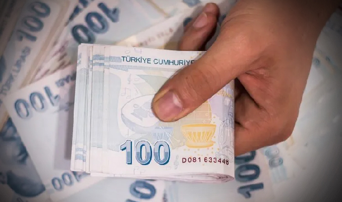 borsagundem's tweet photo. Çalışan emekliye ikramiye ödemesi için 2 formül! #Çalışan #Emekli #İkramiye #Şartları #NeZaman #ÖdemeTarihi #5000TL - https://t.co/pxJpeCio9g https://t.co/BcTQAquXqS