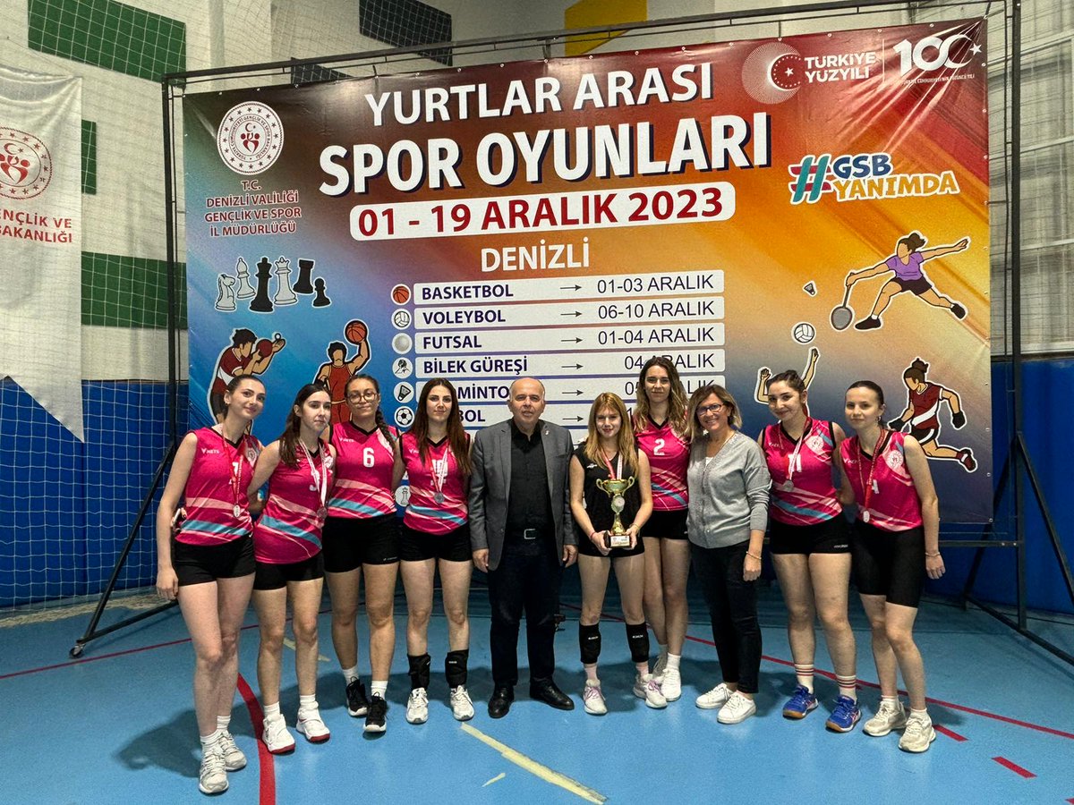 gamze6464's tweet photo. Yurtlar Arası Spor Turnuvası kapsamında yapılan Voleybol Turnuvasında 2.olan takımımızı ve katılan bütün öğrencilerimizi tebrik ediyoruz.
@omer_ilman @vildanbasbug @GSB_Denizli https://t.co/jJsgCSZTPO