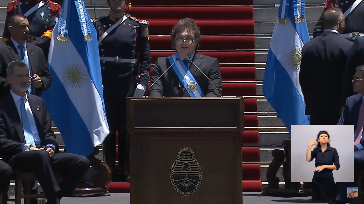 Javier Milei:
"Prefiero decirles una verdad incomoda que a una mentira confortable".