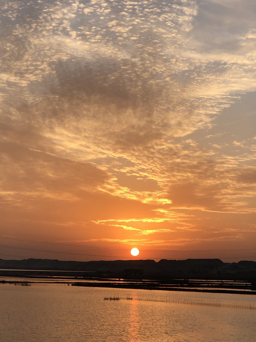 Eslamco707's tweet photo. 🌅🤍 https://t.co/lzDqmCpwWO