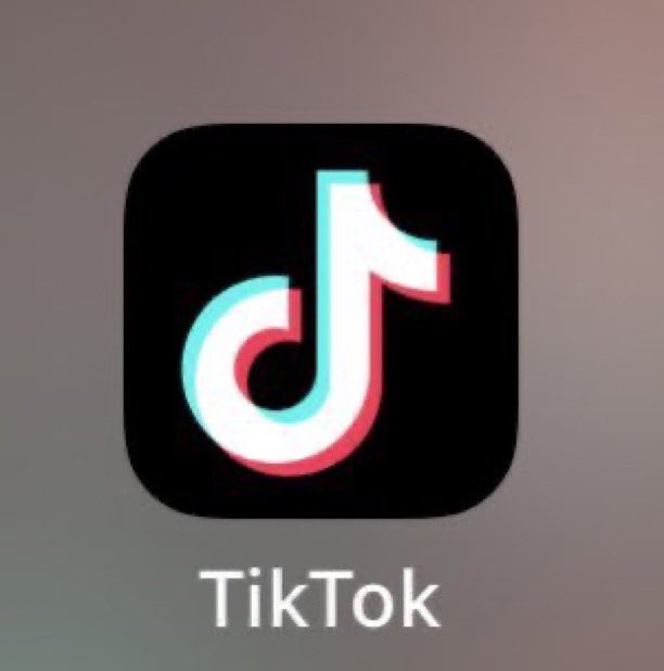 PYPER🍒 tweet media