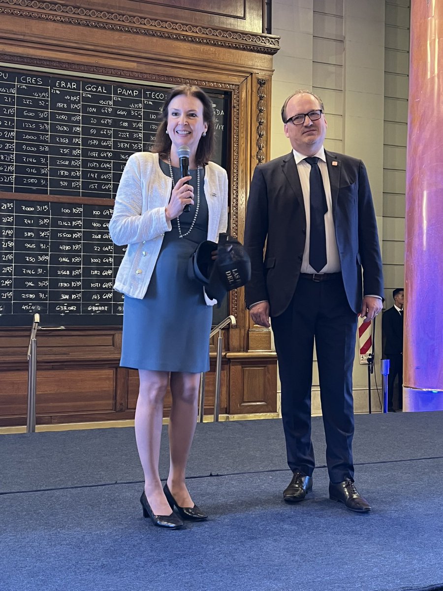 HISTÓRICO: ARGENTINA MAÑANA FIRMARÁ EL INGRESO A LA OCDE

Lo acaba de anunciar la nueva ministra, Diana Mondino, acá en el evento de Cancilleria.