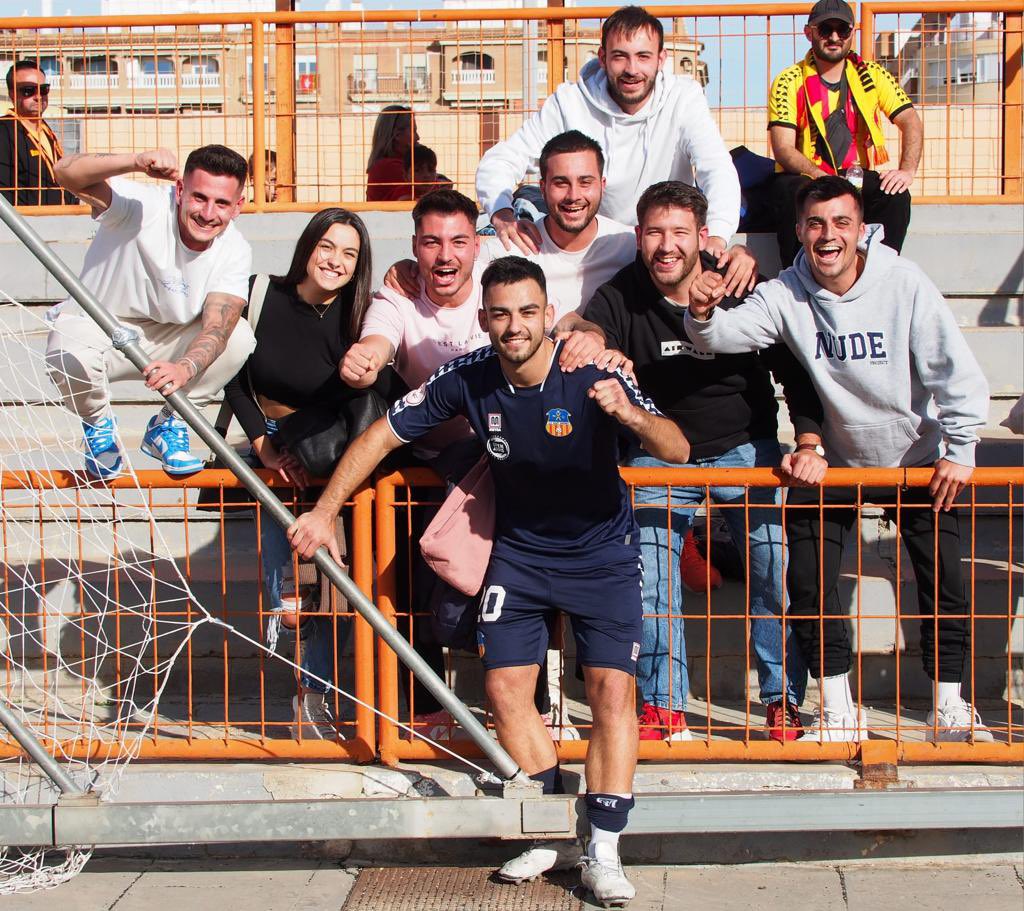 Bogeria Andreuenca! Dale UESA!
<a href="/uesantandreu/">Unió Esportiva Sant Andreu</a> 

Donde sea🫂 <a href="/pparedes_7/">Toni Paredes García</a>
