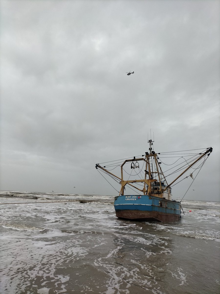 hwtec's tweet image. Ben je ramptoerist, en jawel de @DePolitieheli doet een paar rondjes