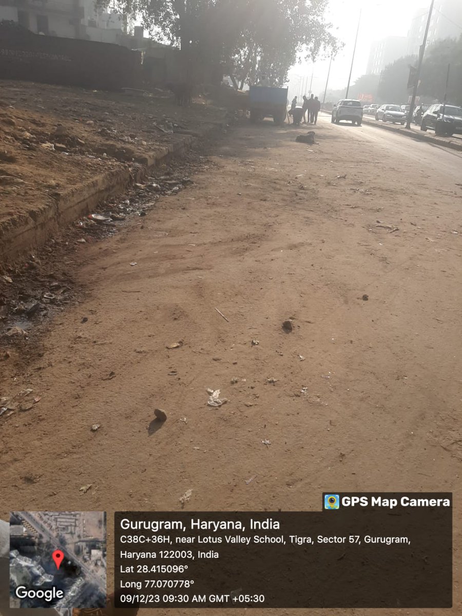 kusumsharmamona's tweet photo. Thank you MCG for clearing it up but this situation will repeat tomorrow too. There has to be a permanent solution. I am suggesting to provide huge dustbins and the empty area should be converted into green or barricade it or ask the plot owner to barricade it. 
@cmohry @DC_Gurugram @DiprHaryana @MunCorpGurugram @rwasec55ggn @TheGurugramNews @Sheilza29 @Dchautala