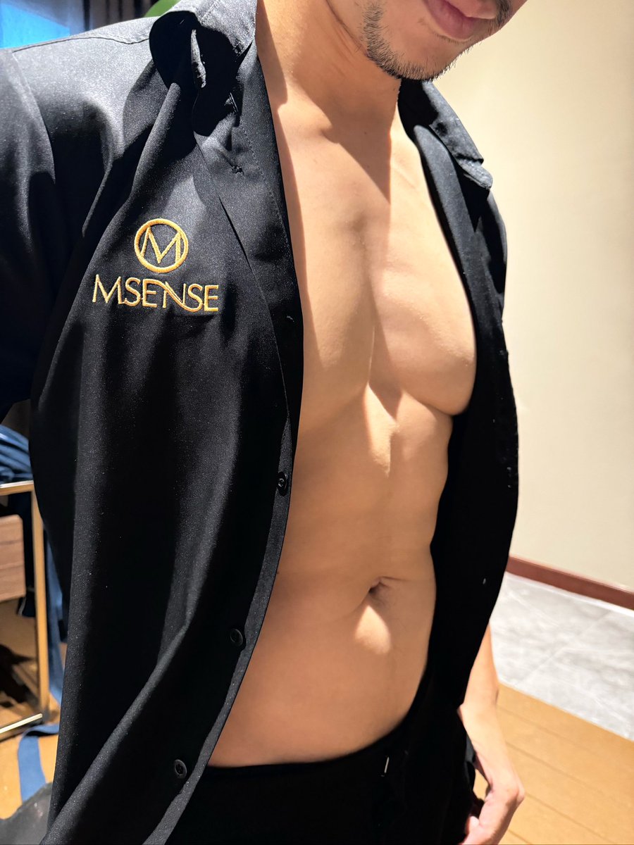 มาประเดิม MSENSE สาขาสาธร-นราธิวาส <a href="/MsenseTherapist/">MSENSE</a> 

เลือกนวดกับเทอราปิสหนุ่มหล่อ 
กล้ามแน่น สายเทรนเนอร์ “น้องอ้น”

ไม่ผิดหวังจริงๆ ครับ 
 
💪ตามรีวิวตัวเต็มในกลุ่ม
💪สนใจเข้ากลุ่มทัก DM (ไม่ฟรี)