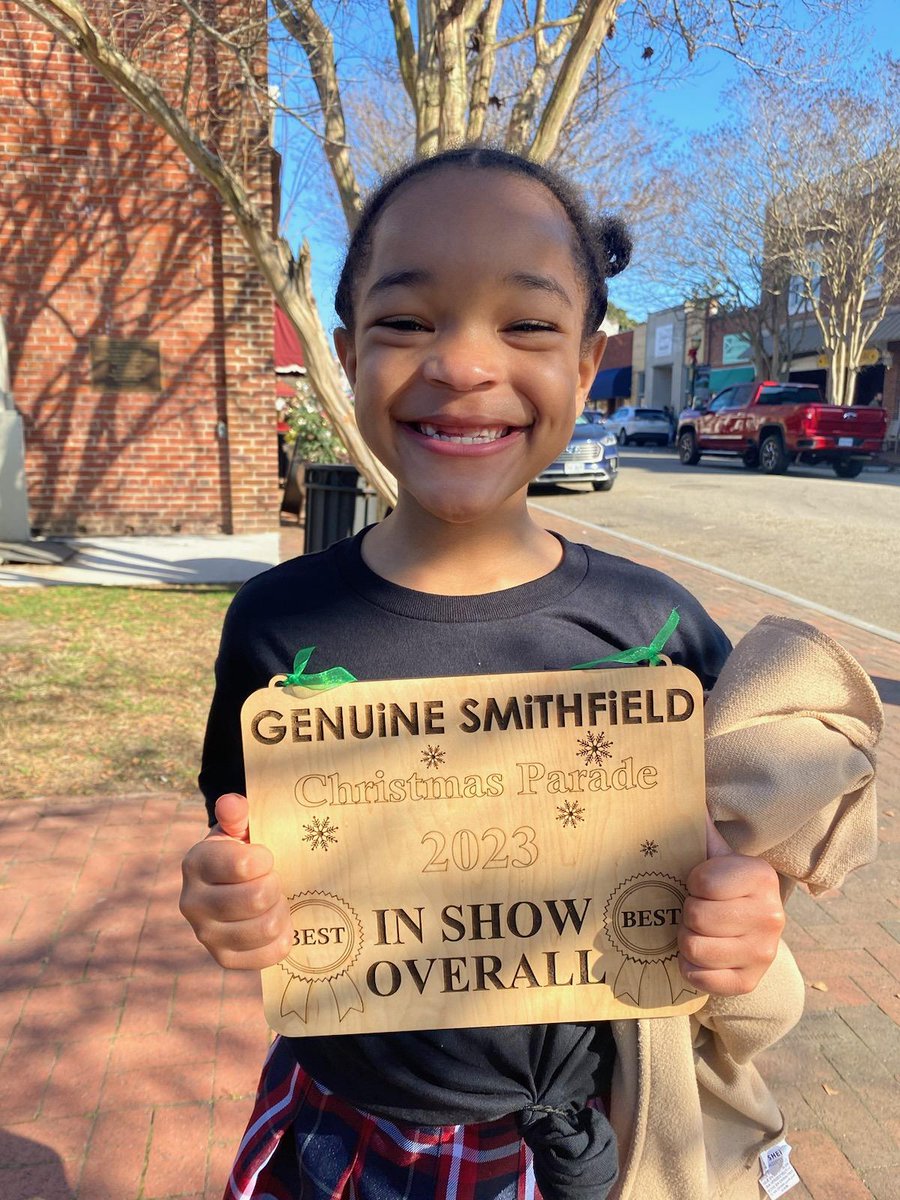 Congratulations to the Cardinal Chorale, led by music teacher Mrs. Wallace, who performed in the Smithfield Christmas Parade on Saturday and were awarded Best Overall! These Boogie-Woogie Reindeer brought some holiday spirit to all! edl.io/n1856486