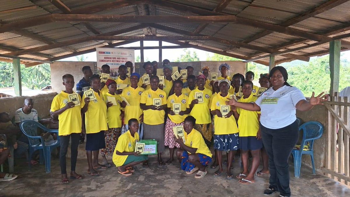 GoshenGlobal's tweet photo. We're empowering communities to achieve lasting outcomes ,focusing on financial stability and smart agriculture practices. With support from #Terrafund GGV has established five community-based VSLAs in the Wassa East DistrictAssembly;Aboaboso, Akrofi, Krobo, Essaman and Jerusalem https://t.co/3PIgWXCeHn