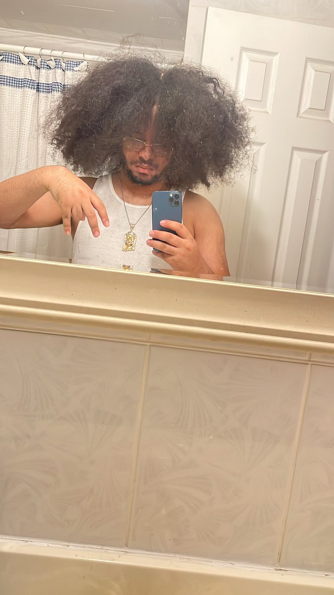 Mr. Get Him Gone ✨ tweet media