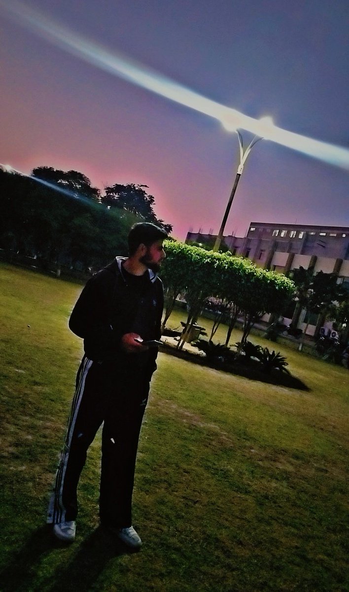 bhatami432's tweet photo. https://t.co/MNNFX9r6q7
