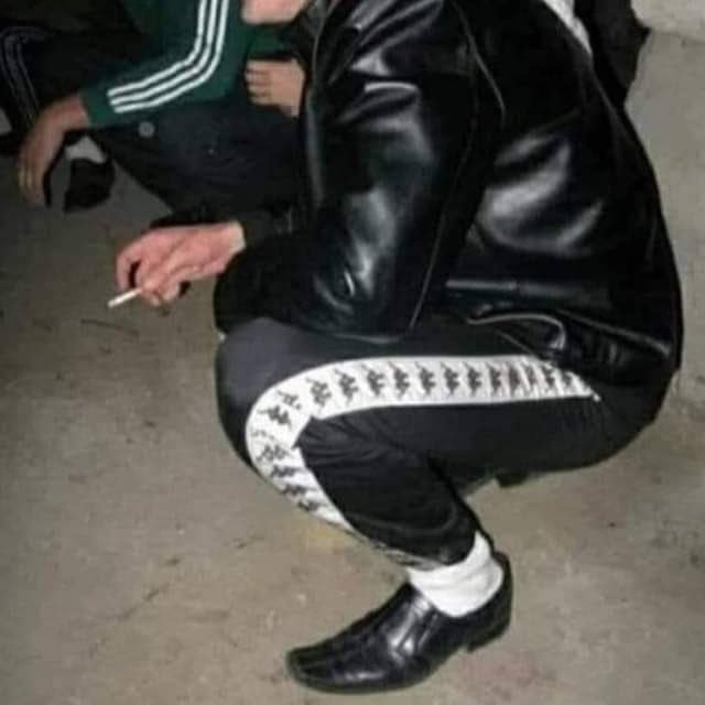 الي يشارك بالاضراب ساقط .
تفكر حكومتك مش عارفه ايش بصير بغزه ؟ لا صديقي حكومتك تعرف الخبايا الي بغزه اكثر منك جاي تعمل اضراب ليش ايش الهدف منه ايش العائدات منه !! ولاشي بس تخدير للضمير وكذب على نفسك وعلى غيرك يا جيفارا لو طالع مسيره اشرفلك من الكذب هذا