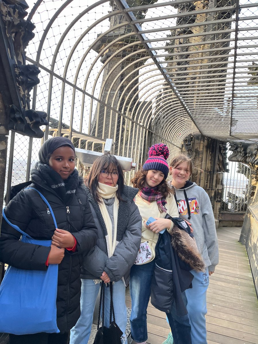 MonGirlsMFL's tweet photo. Day 3 - Stop 1 Cologne Cathedral! Every pupil climbed the tower! #533steps https://t.co/tm6ruNcKuG