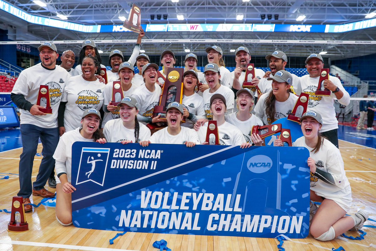 DHPhoto11's tweet photo. Does this make me a 3 time champ?
Covered the 2018 DIII championship for @EmoryAthletics when they won!
Covered the 2019 DI championship for @StanfordWVB when they won!
Covered the 2023 DII championship for @CalStateLAVB when they won! #ncaavb #d1vb #d2vb #d3vb https://t.co/wRa6GveDPd