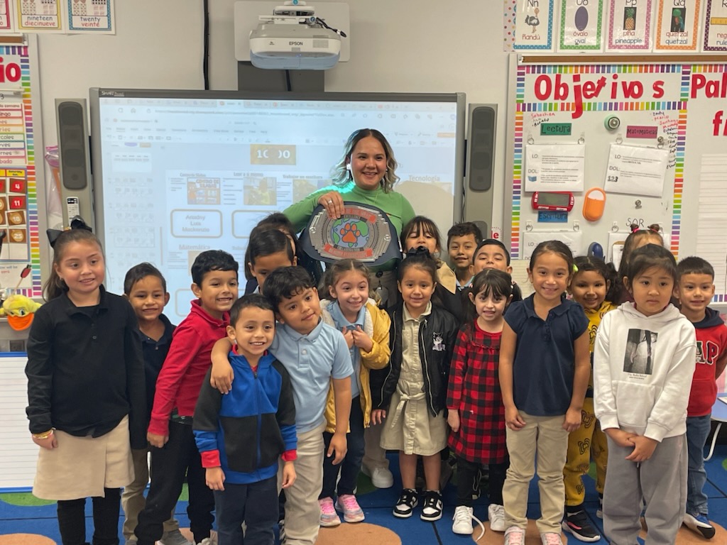 Congratulations to Ms. Verdin and Ms. Grajales, our last two Tigers of the Week! <a href="/HoustonISD/">Houston ISD</a> @HisdSouth