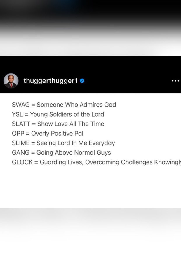 Fleek_Mag's tweet photo. 👀 YOUNG THUG comparte el significado de varias palabras que utiliza habitualmente en sus canciones:

SWAG ➡️ Alguien que admira a Dios

YSL ➡️ Joven soldado del Señor

SLATT ➡️ Demuestra amor todo el tiempo

SLIME ➡️ Veo a Dios en mí todos los días

GLOCK ➡️ Protegiendo vidas, superando desafíos