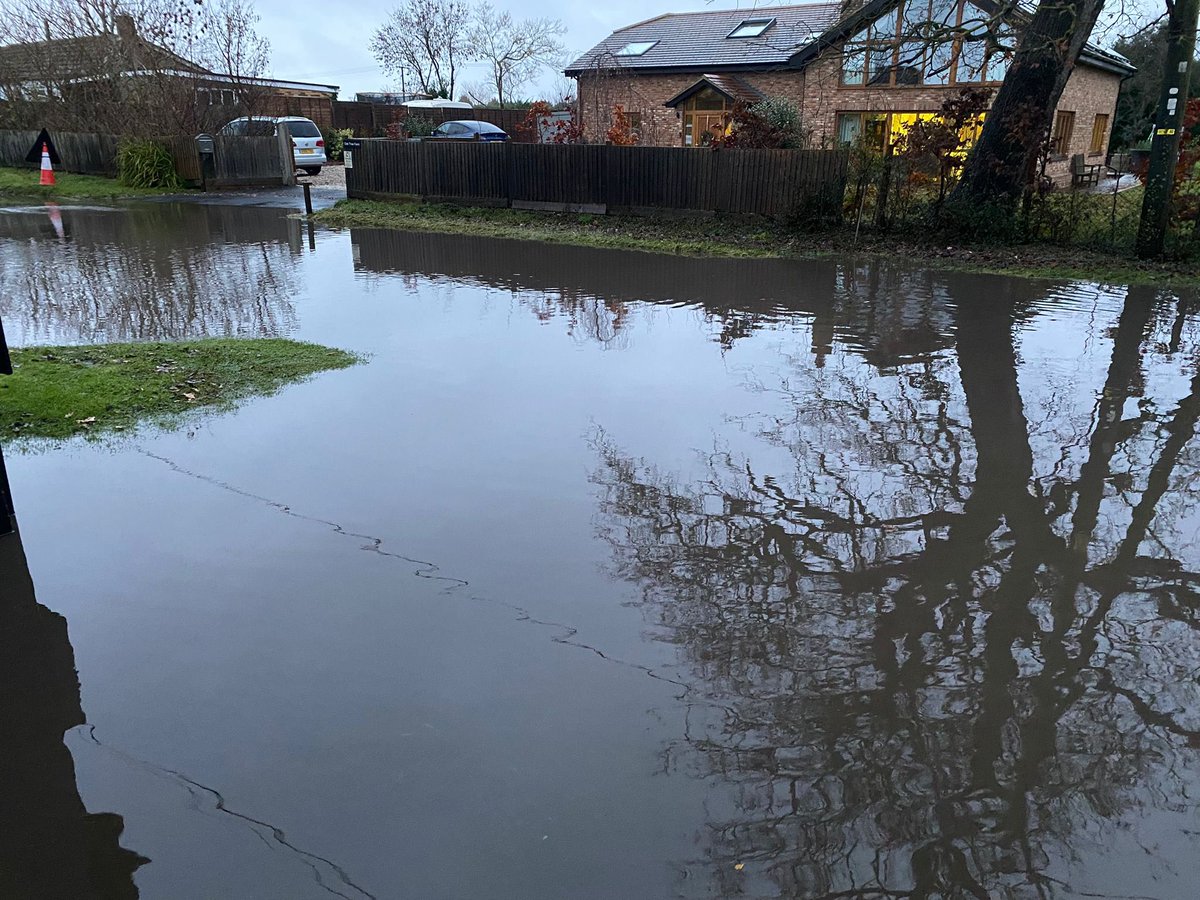 pjmatthews2015's tweet photo. @essexhighways @Essex_CC @NationalHways @EssexRoadsCC 
Have been battling with Highways to take this problem seriously. Not a priority they say. Lapping against my house and due to be flooded soon. There is a danger to life and there will be a serious car accident. https://t.co/O8ZbvfuHiM