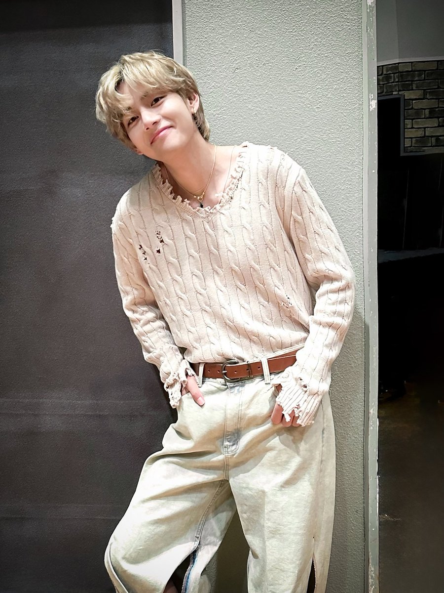 cocoav7's tweet photo. #미리해피뷔데이
#태형아미리생일축하해
#태형아건강히잘다녀와 https://t.co/FDa6FQvjqA