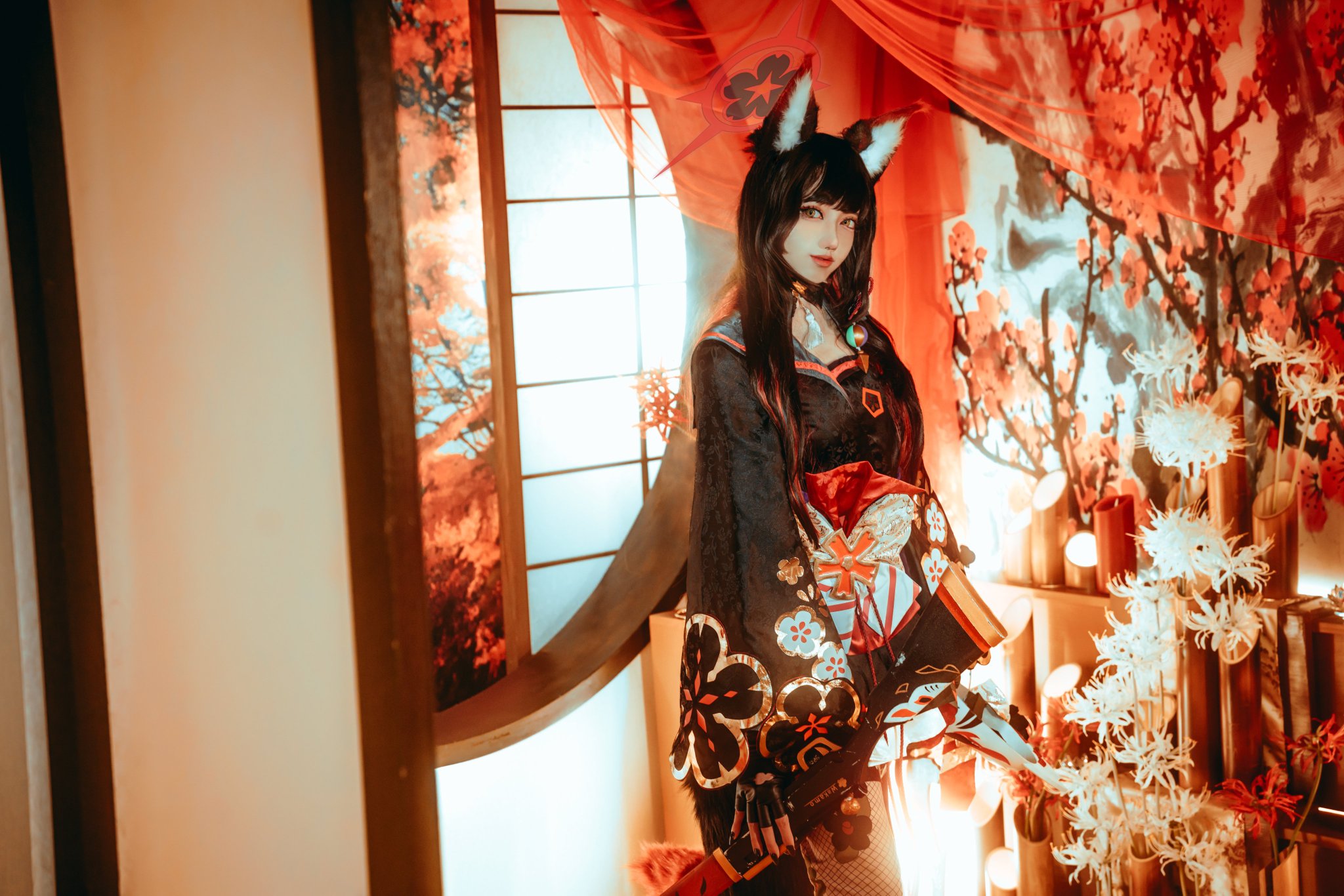 ブルアカ　ワカモ　コスプレ コスプレ】和風セーラー服に片足編みタイツ、狐面から覗く美貌