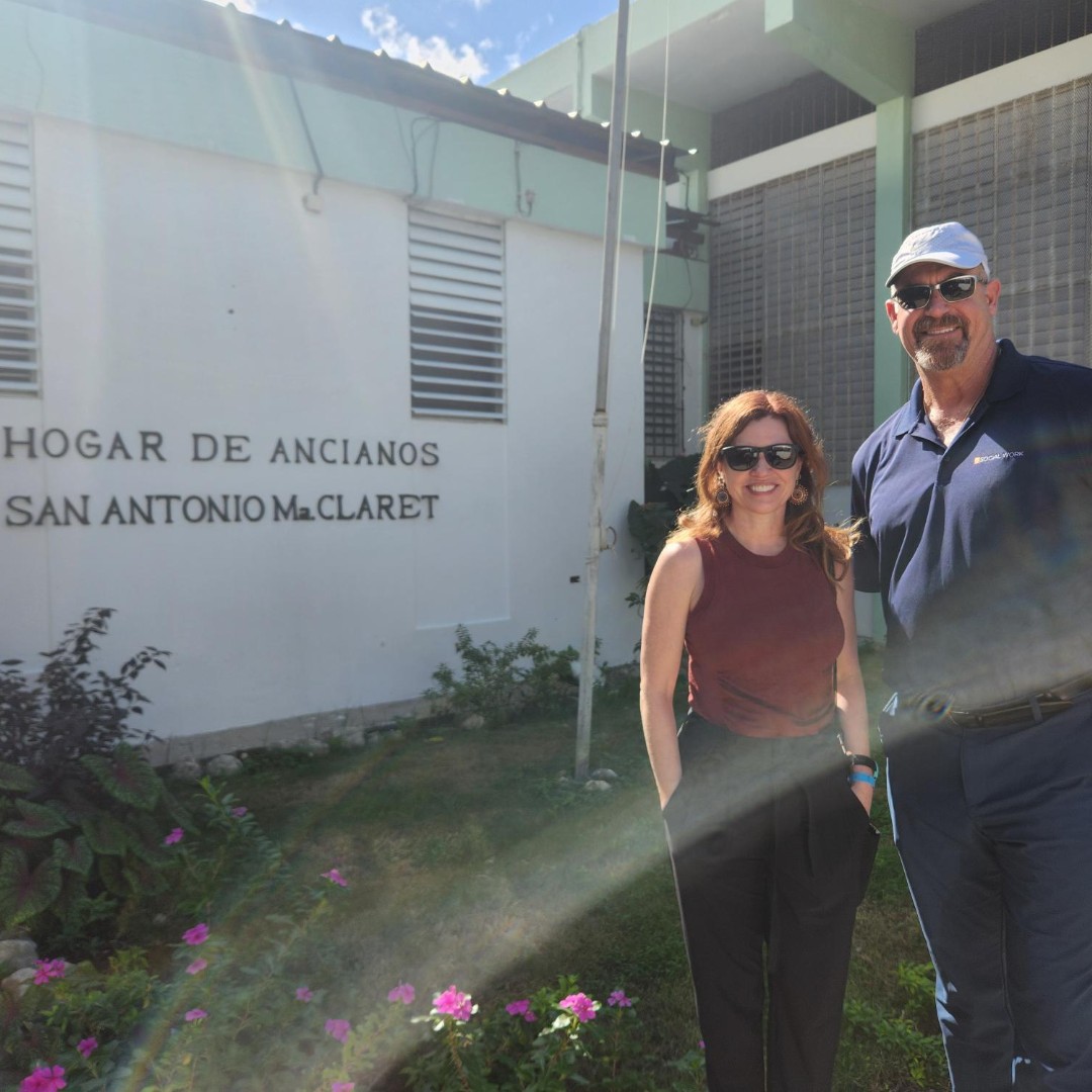 utkcsw's tweet photo. 🌟Sunday Spotlight  🌟
UTCSW Professors Dr. Mary Held and Dr. Doug Coatsworth spent time last week in the Dominican Republic attending a Health Summit with a nonprofit organization, @cc_nica.  

Thanks for repping @utknoxville so well! 👏🏽 https://t.co/5xQRC9n3lV