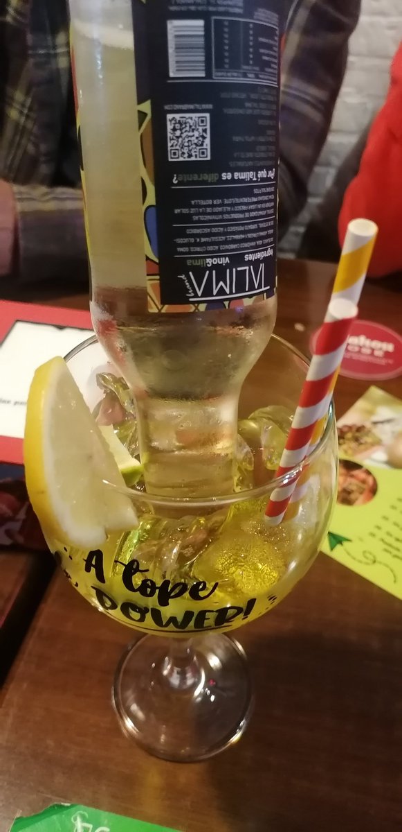 Lanubirt's tweet photo. #talima #vino
Acabo de descubrir un vino que me ha encantado. https://t.co/IuhAhvIKXB