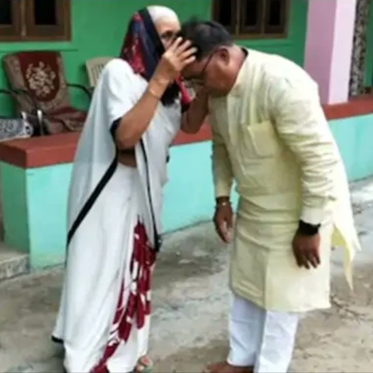 imPrahlad's tweet photo. माननीय श्री विष्णु देव साय जी को छत्तीसगढ़ के मुख्यमंत्री चुने जाने पर अनंत शुभकामनाएं..
आप अपने कुशल नेतृत्व से राज्य की व्यवस्था सुदृढ़ कर इसे सबके लिए एक खुशहाल प्रदेश बनाएं..
मैं आपके साथ हूं और अपनी क्षमता अनुसार राज्य की समृद्धि के लिए आपका सहयोग करूंगा

💐👏🤝🙏 https://t.co/yQlM7Or8uw
