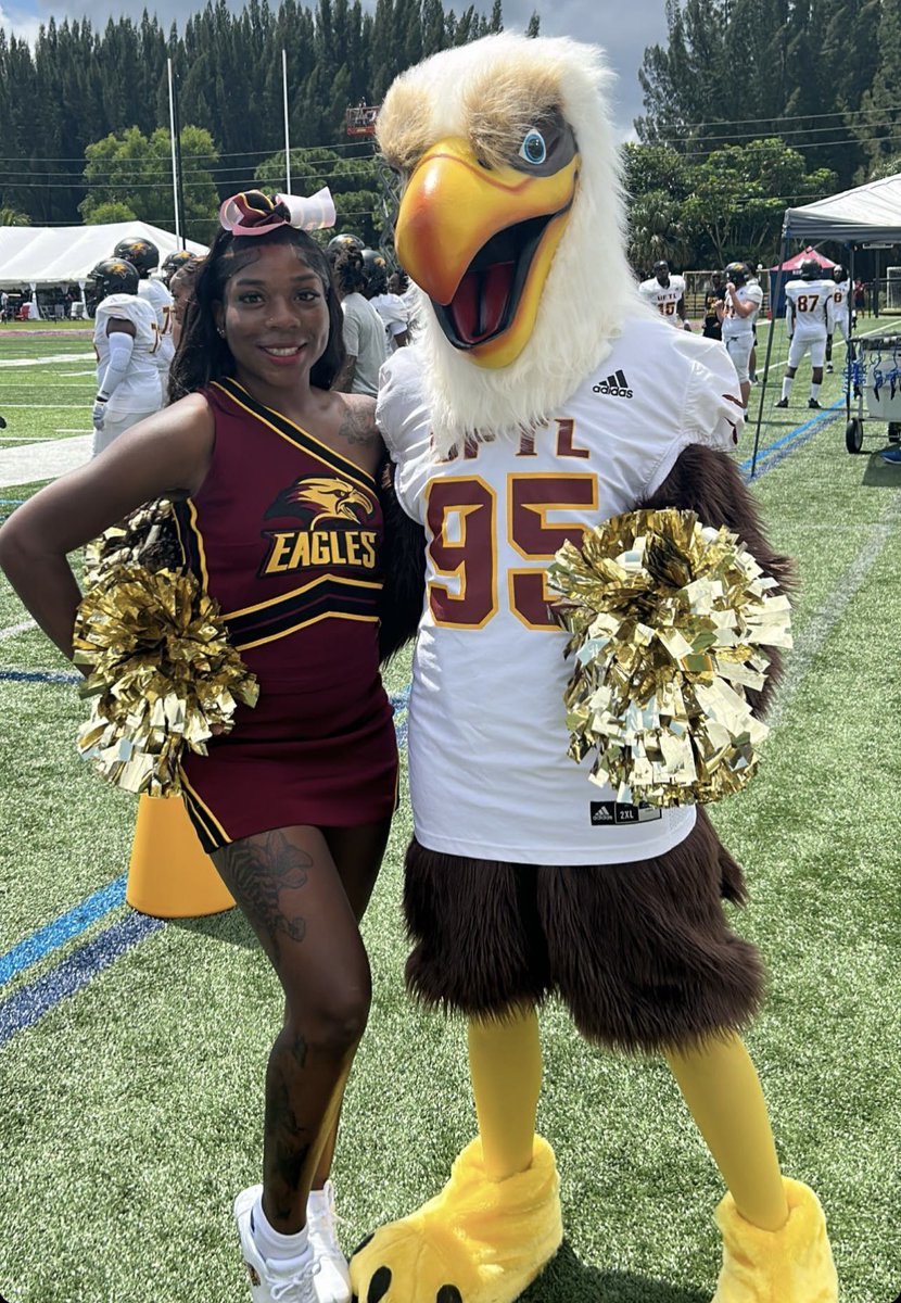 UFTL Cheer tweet media