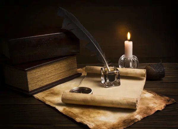 Ashbrrrr's tweet photo. To all whom it may concern.
you can't harm me now.

This was never your tale to tell.
I am the scribe who will write your end. Down in the dark and depths.

Goodbye, forever. https://t.co/lwIXmC1itu