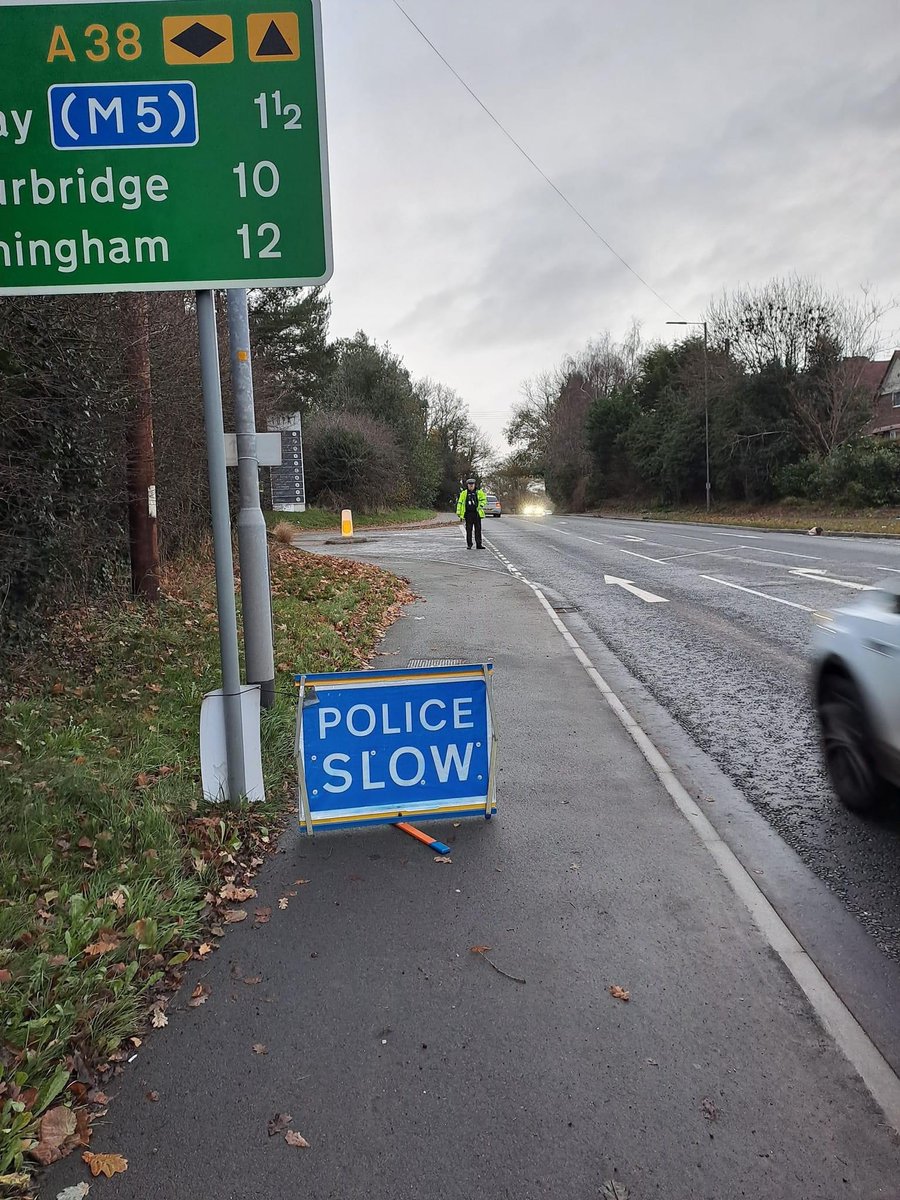 OPUWorcs's tweet photo. Team D have conducted a drink drive operation this morning on the A38 in Bromsgrove. 
2 vehicles have been dealt with for no insurance, 1 for NO MOT, 1 for driving otherwise in accordance and one driver has been arrested for a positive alcohol test. https://t.co/0Vv0rlfgme