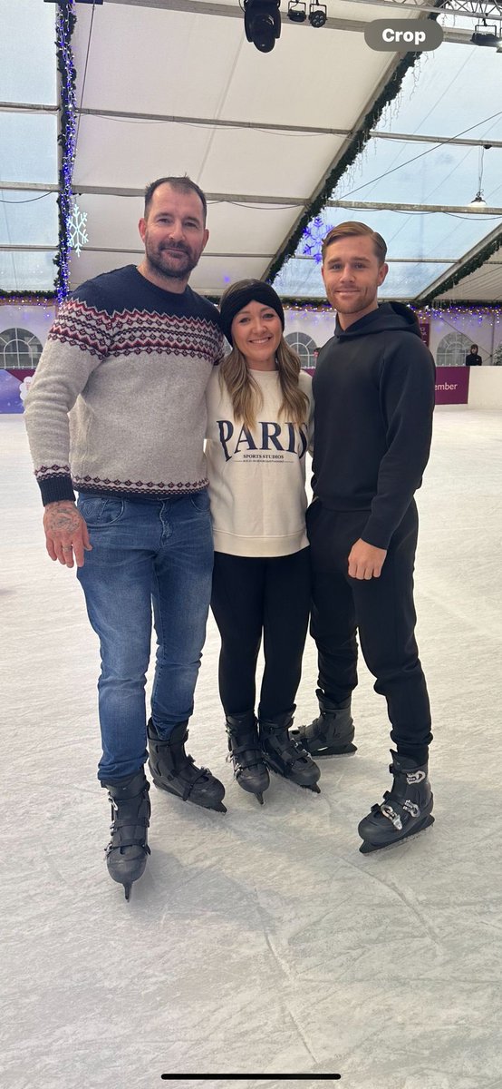 PaulGilbert40's tweet photo. Oldest and youngest sons, with youngest daughter showing their lack of skating abilities! 😂 https://t.co/hez3g5VQlL