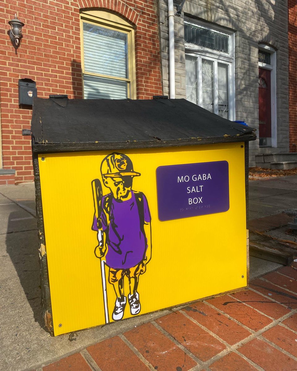 thebrokenplate's tweet image. Dropped a little Mo Gaba inspiration for the @ravens today! This is the first salt box with Braille on it because Mo became the first person to announce an NFL draft pick written in Braille in 2019. 

📍 Fleet St &amp;amp; Washington St

Make everyday a win!
#mogaba #baltimoresaltbox