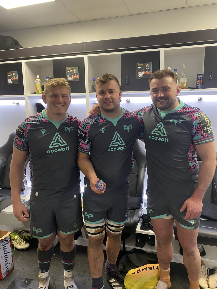 Harri Deaves tweet media