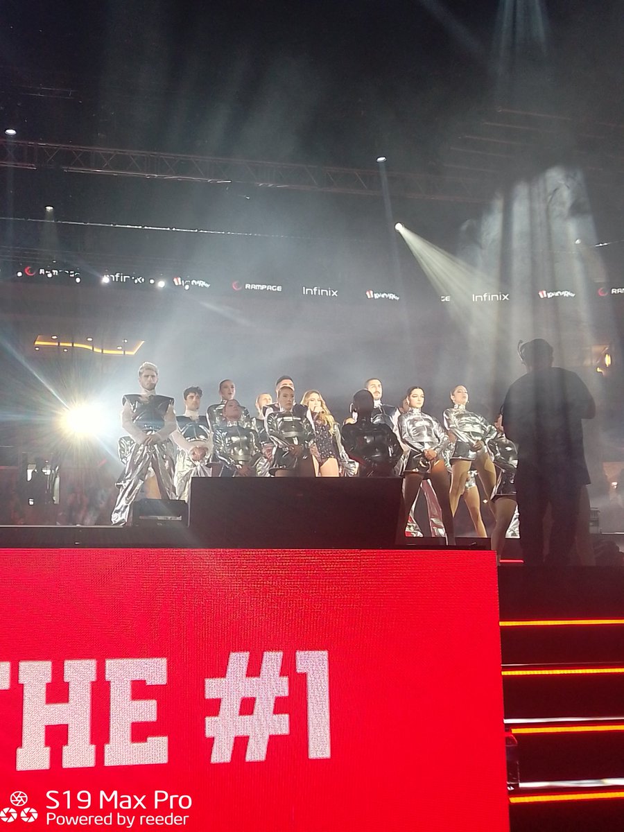erkansavkin7's tweet photo. @Hadise @PUBGM_TR ile Ülker Spor Arena 'da...

#PMGC #2023PMGC #PUBGMOBILE #PUBG #PUBG_MOBILE https://t.co/mgaXGkaBe0