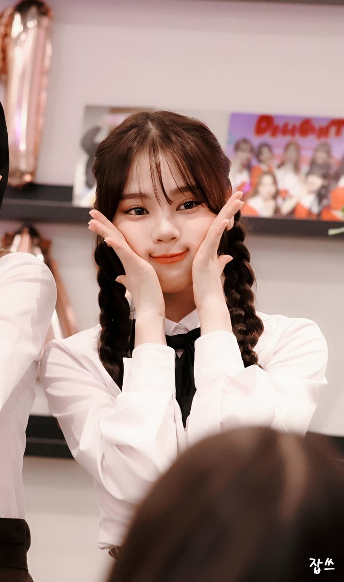 231117 마음1주년 카페 시현

#첫사랑 #CSR #시현