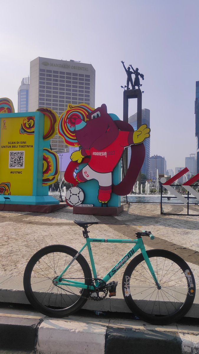 MTaaaL1's tweet photo. #WTS #fnfjb #Tsunamisnm100

WTS Frameset Tsunami snm 100 size S inc Seatpost carbon ritchey ACM Price 2500k 
Lok Tangerang, WA 081299696540 https://t.co/6816bTvAkf