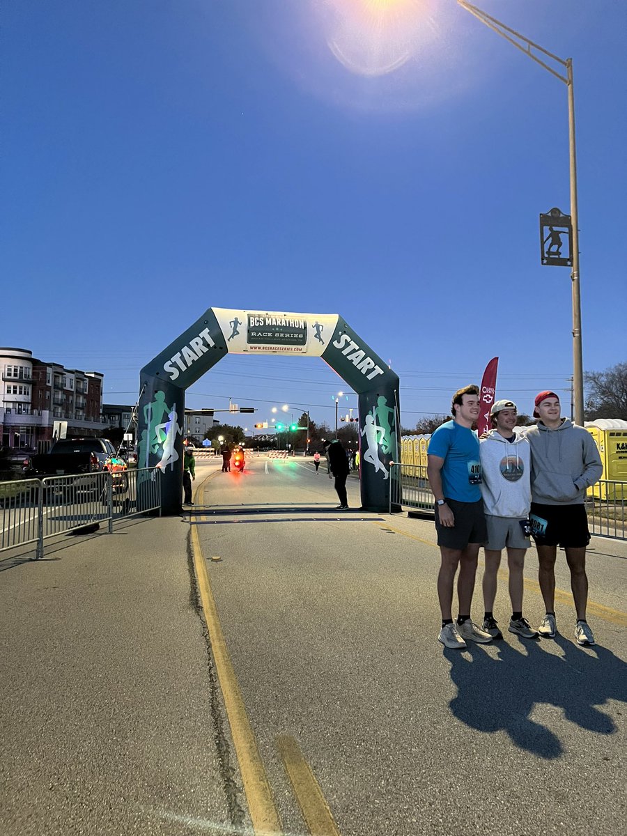 BCSmarathon's tweet image. 10 minutes until the 2023 BCS Marathon begins! Good luck to all of our amazing runners today! @bswhealth_BCS