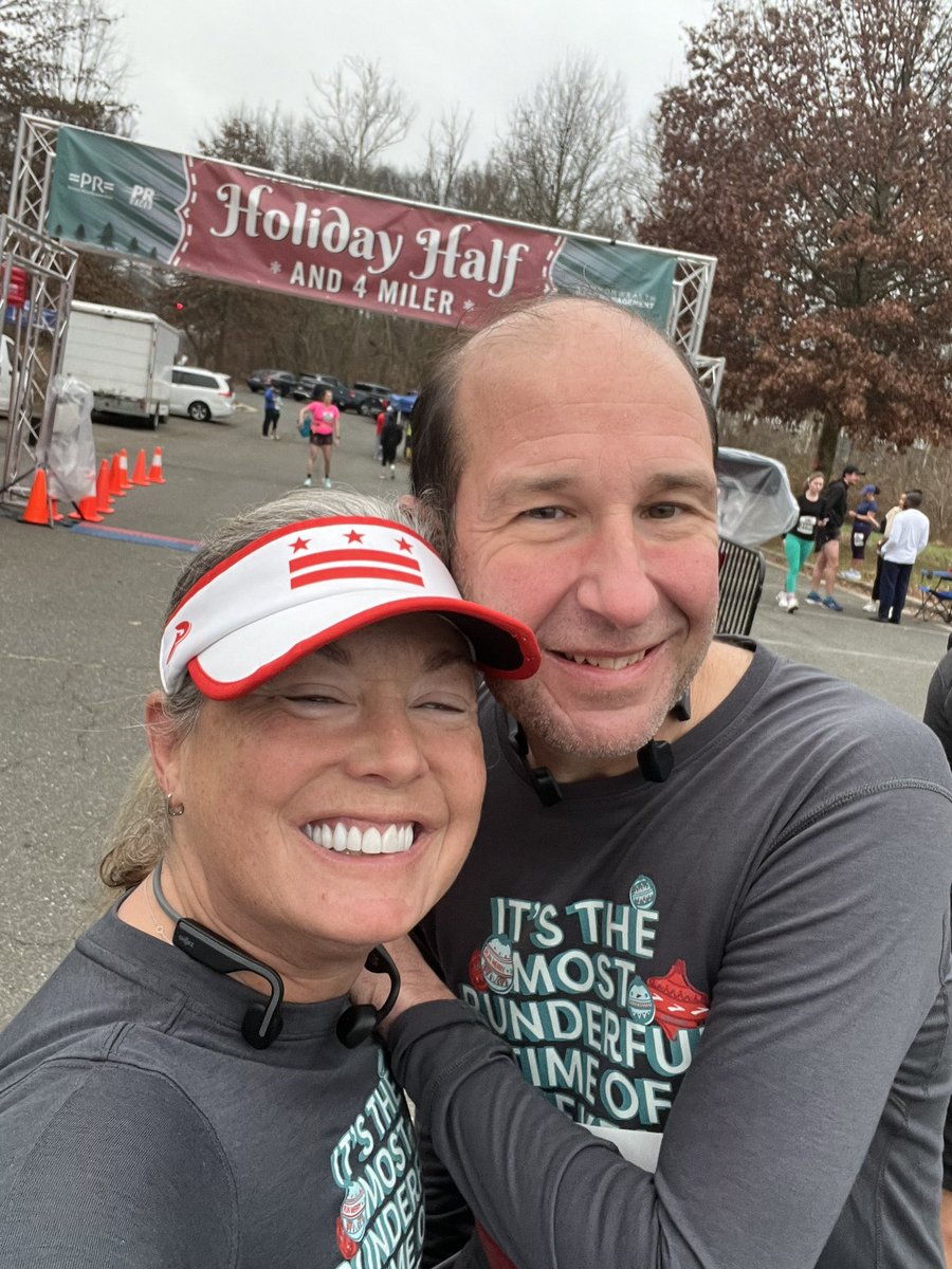 Holiday 4 miler and half with my better half :) 4 miler for us today. #runholidayhappy
