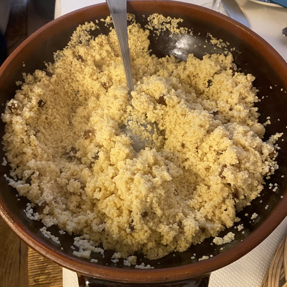 G27Marco's tweet photo. Ce midi c’est #tajine #maison #vegetarien ou #viande et sa #semoule! Bravo Joce! C’est parfait #repas super #chef https://t.co/K1Fbc0yHbz