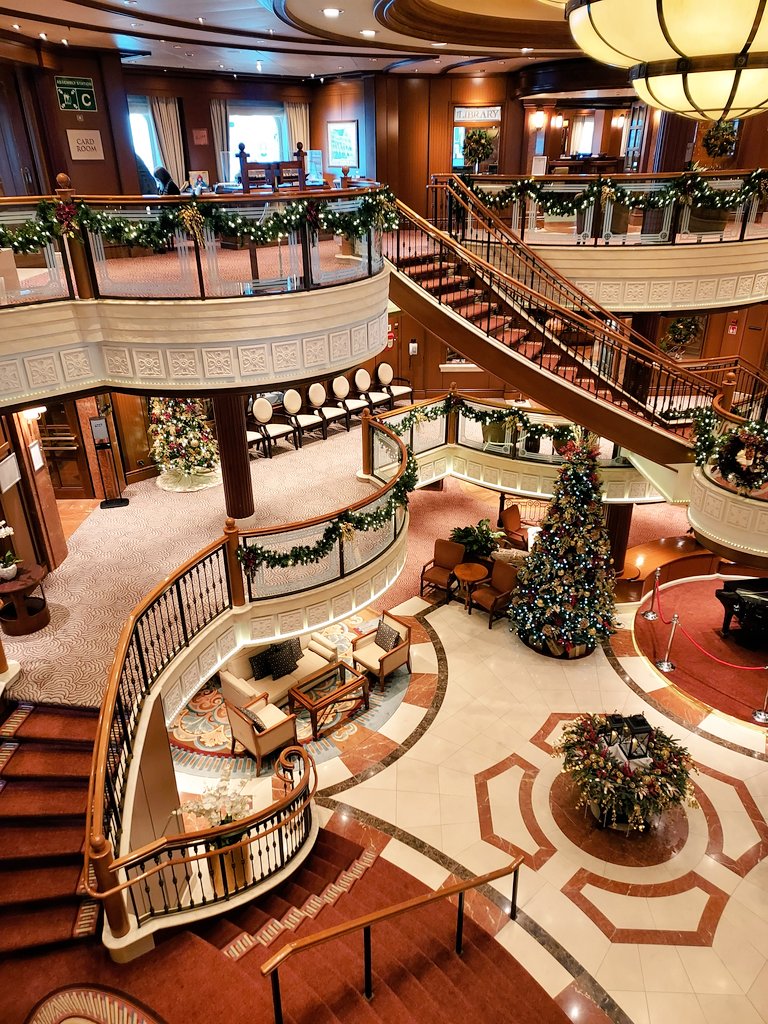 DavidReigate's tweet image. Enjoying five fantastic festive days onboard @cunardline #QueenVictoria 🎄