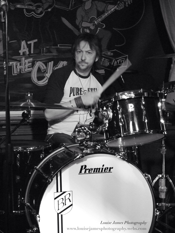 AndyFoxGTFM's tweet image. This weeks Thurs rockshow 9-12pm @gtfm_radio @BCfmRadio @rockradioukcom Fri #breezefm.This week we welcome yet another 'live' guest @tubthumper10 Bob who has played with loads of bands, incl #Atack and #steveoverland and orgainses the Cozy Powell birthday bash in Dec.