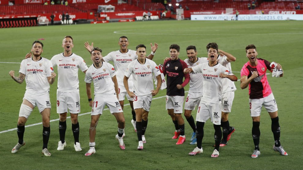 Navismo16's tweet photo. Solo quiero volver a ser feliz https://t.co/cltef8lJBK
