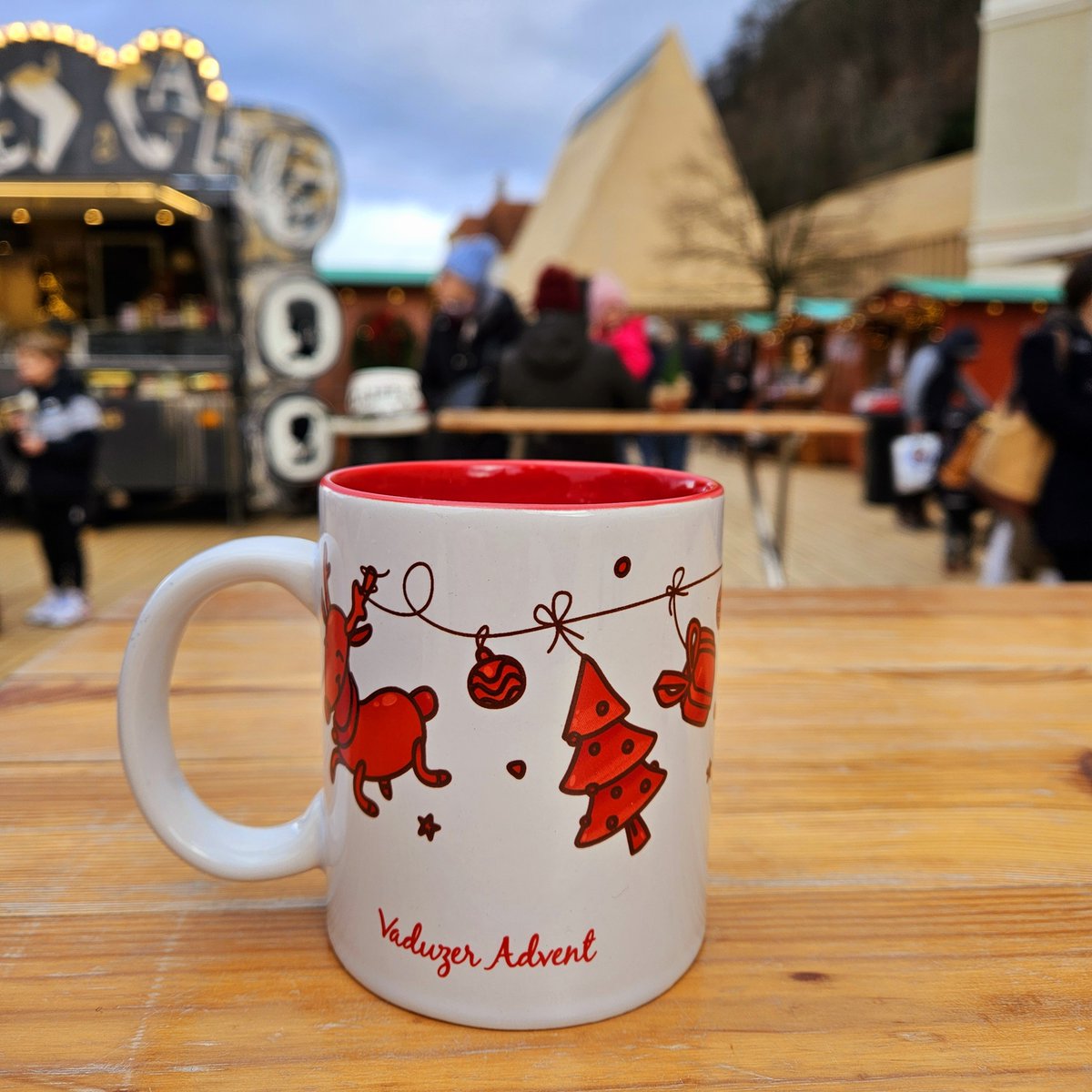 LienhardRacing's tweet image. Vaduzer Weihnachtsmarkt
#Vaduz  🇱🇮 Fürstentum Liechtenstein
