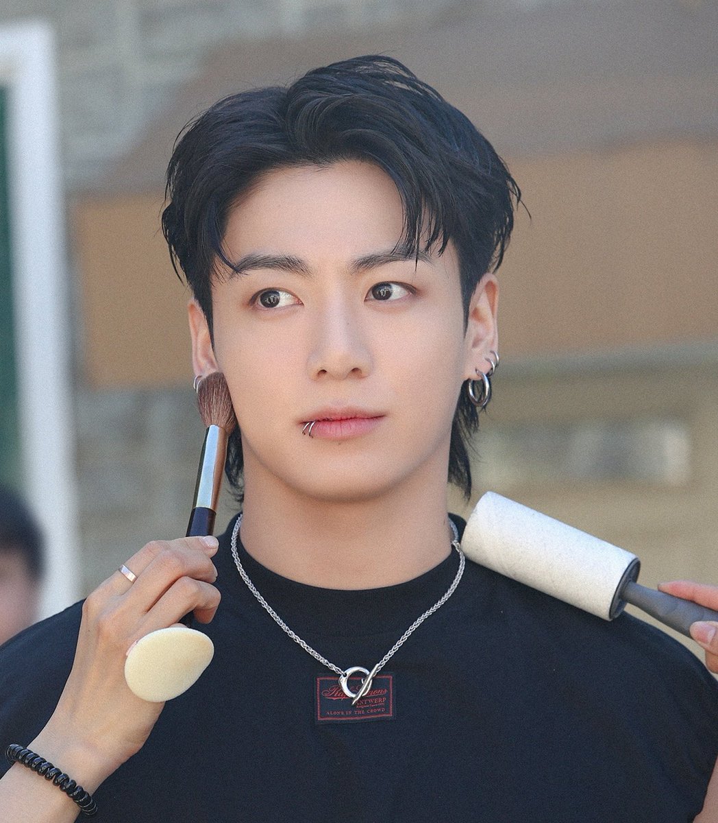 jjklve's tweet photo. he's so beautiful 🥺 https://t.co/AzlhJAgCxW