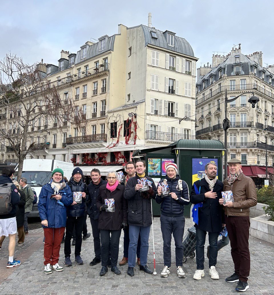 « Ma voix vous est acquise » message de réconfort joliment formulé ce matin au tractage @LaREMParis1234 pour l’ #Europe au marché Montorgueil. Merci au @MoDemParis1234 pour la participation 🙏