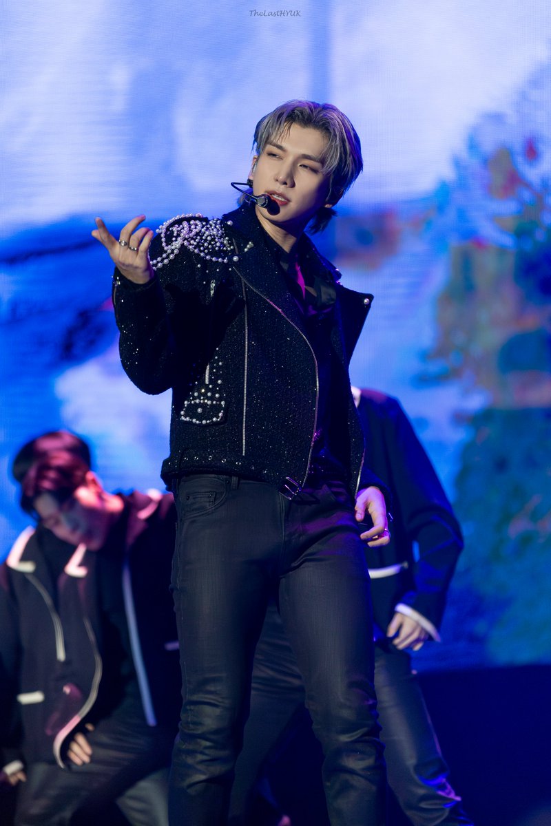 The_Last_Hyuk's tweet photo. 20231210 VIXX LIVE FANTASIA : CONTINUUM

하......

#빅스 #VIXX
#혁 #HYUK #한상혁
#CONTINUUM https://t.co/YrXfE01IpD